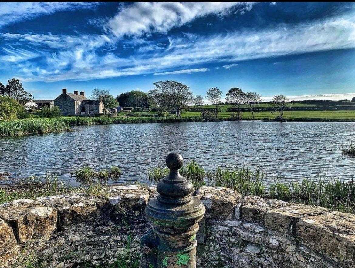 Orchard Lodge -Coastal Retreat, New Build, Village Views, Private Garden And Terrace Saint Brides Major Extérieur photo