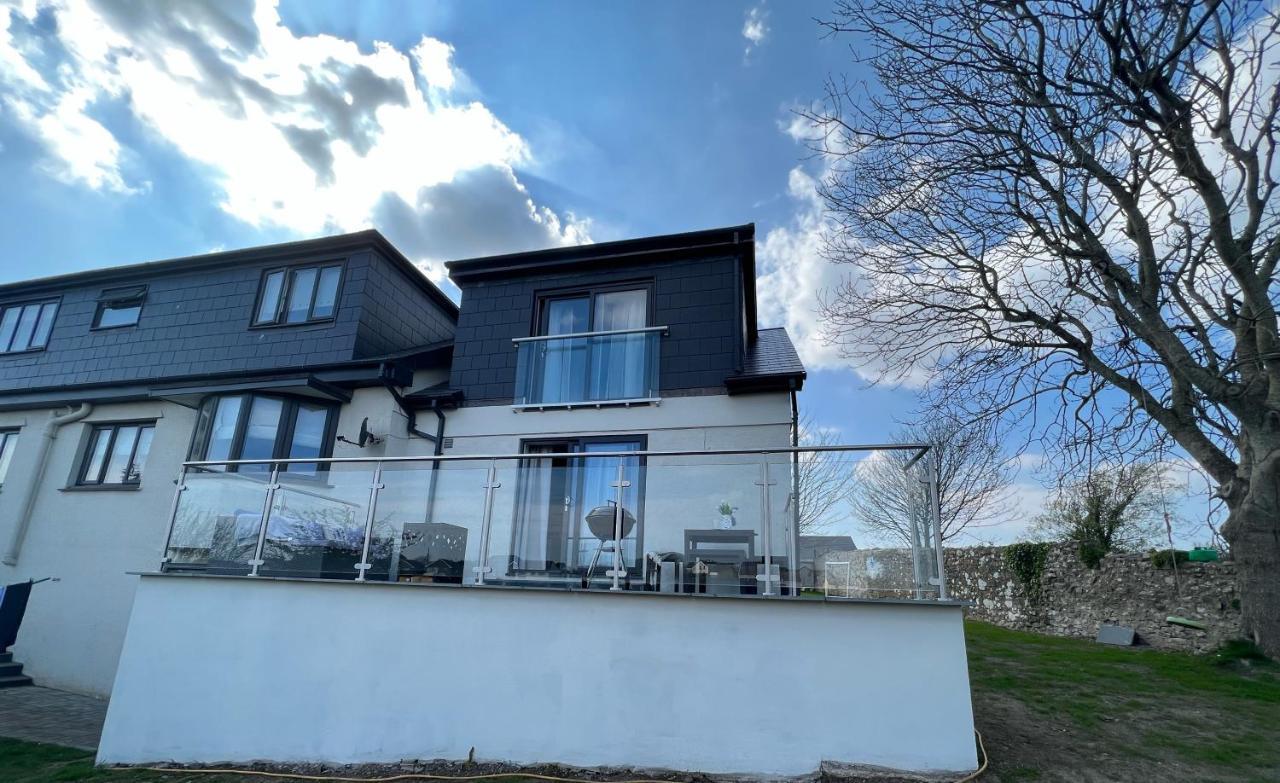 Orchard Lodge -Coastal Retreat, New Build, Village Views, Private Garden And Terrace Saint Brides Major Extérieur photo